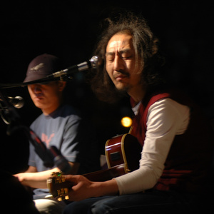 黄色三级学生阴蒂性交美女
